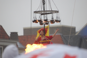 UNIT-2-spektakel op Leidse Beestenmarkt